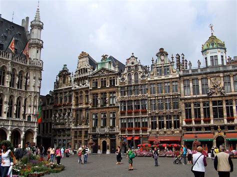 Bruselas es la capital de bélgica, de la comunidad francesa de bélgica y de la comunidad flamenca. Experiencia Erasmus en Bruselas, Bélgica, por Irene ...