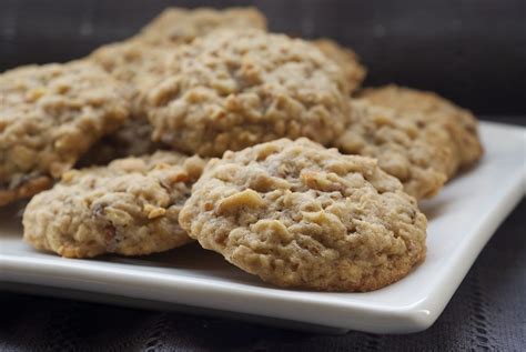 Chewy oatmeal raisin cookies with molasses Oatmeal Date Cookies | Recipe | Date cookies, Baking, Oat ...
