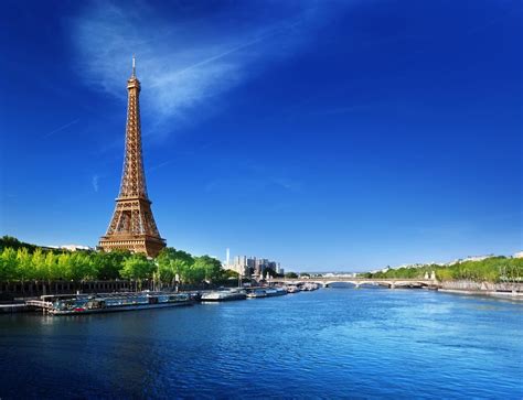 Eiffel Tower Travel Information Facts Map Best Time To