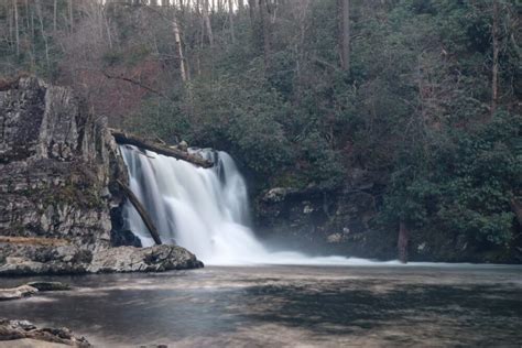 Hike The Abrams Falls Trail Great Smoky Mountains