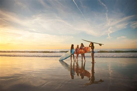 San Diegos 12 Best Beaches Have Everything You Need Whether Sunbathing