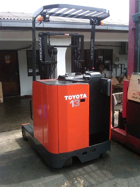 We consider one of the top toyota forklift spare parts supplier in malaysia. Toyota Electric Power Forklift Supplier Selangor 6FBR13 ...
