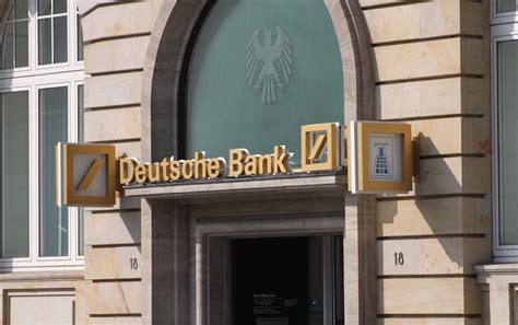 Zinsrabatt für hohe finanzierungsvolumen und volltilger. Deutsche Bank tritt erfolgreich Flucht nach vorne an ...