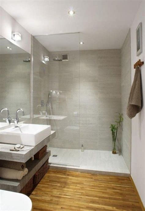 Salle de bains atelier rien de tel qu'une faïence métro pour insuffler un esprit loft à une salle de bains moderne ! idee deco salle de bain avec douche a l'italienne - Idée ...