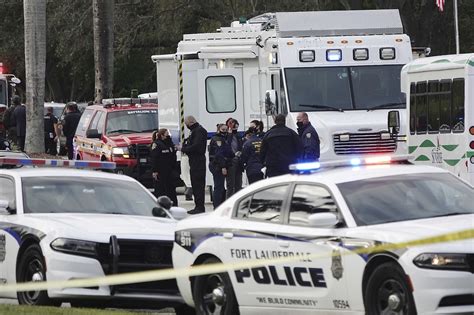 2 Fbi Agents Slain In Florida Shootout