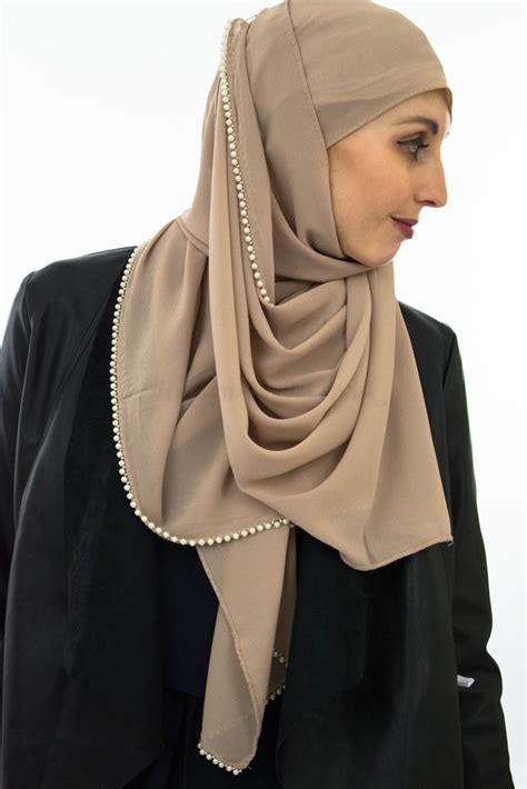 Limited Edition Pearl Chiffon Hijab Hidden Pearls