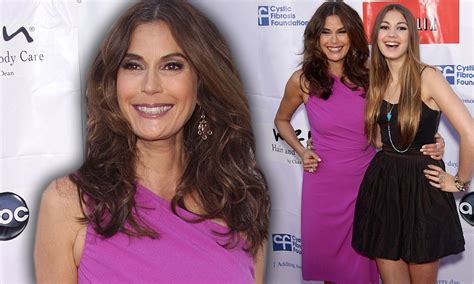 Teri Hatcher Is Joined By Glamorous 14 Year Old Mini Me Emerson At Desperate Housewives Bash
