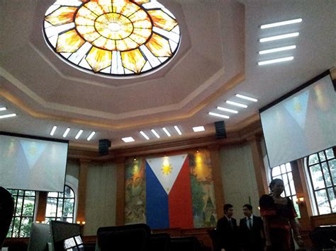 Manila City Hall Goes Hi Tech With Its New Solar Powered Session Hall