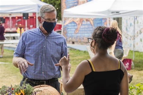 The system will ask you to enter your pin. Farmers Market Checks Wic Pa - Farmer Foto Collections