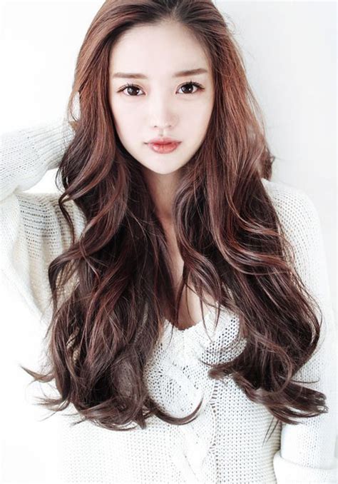 Maybe you would like to learn more about one of these? 20+ Gambar Model Gaya Rambut Panjang Wanita Terbaru 2017