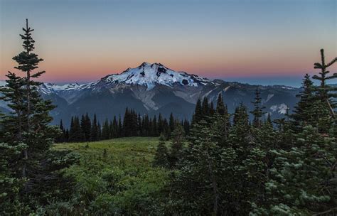 Glacier Peak Morning Light North Western Images Photos By Andy Porter