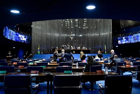 Plen Rio Pode Votar Projeto Que Considera Renda B Sica Como Direito