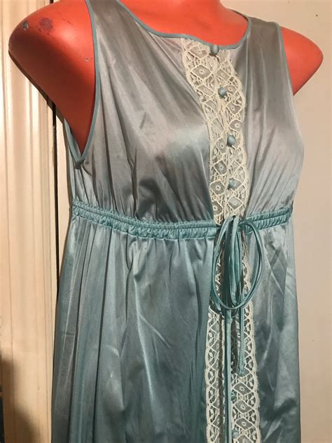 vintage 1970 s sea foam green nightgown vintage vassarette green and lace nightgown pale green