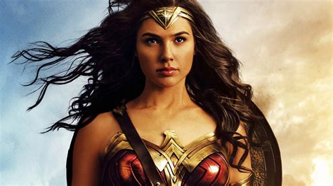 Wonder Woman Goes To The 1980s Check Out New Pics From The Sequel