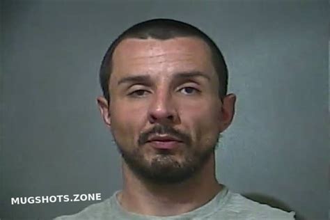 Stephens Sean Michael 08052022 Vigo County Mugshots Zone