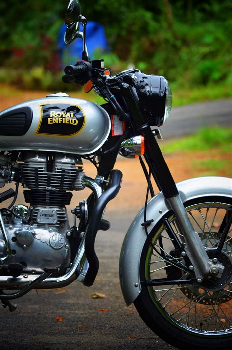 View images of bullet 350 in different colours and angles. Bullet Classic 350 Wallpapers - Wallpaper Cave