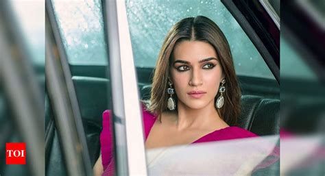 Kriti Sanon Looks Stunning In Her Latest Post Wins Over The Internet