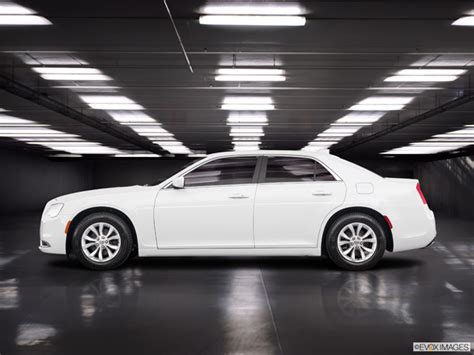 2019 Chrysler 300 Premium Custom Car Accessories