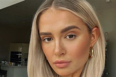 Love Island Star Molly Mae Hague Looks Unrecognisable With Short Brown