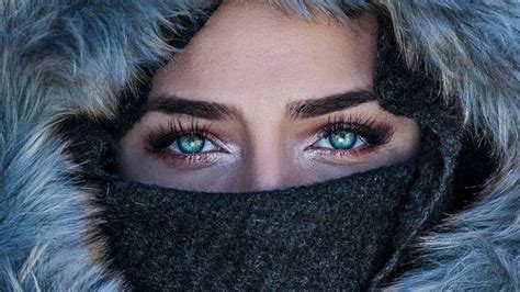 How to make an image look vintage in photoshop? MAKE EYES STAND OUT IN YOU PHOTOS: HOW TO EDIT EYES ...