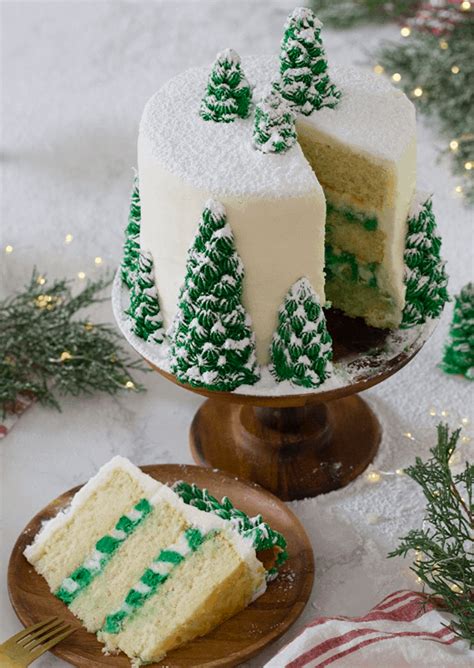 40 Cute Christmas Cake Ideas You Need To Make Prada And Pearls