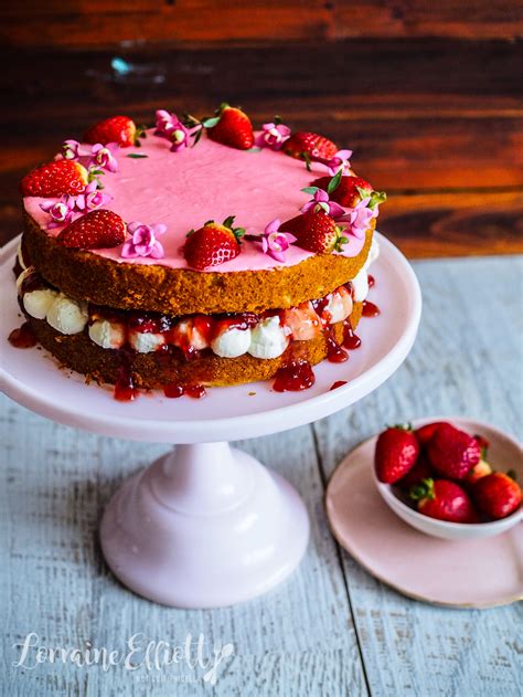 Cake Dreams A Strawberries And Cream Victoria Sponge Cake Recipe