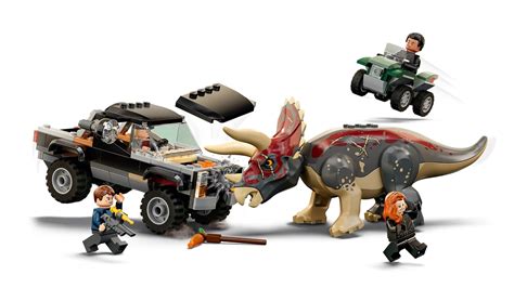 New Lego Jurassic Park Sets Include The Infamous T Rex Scene Review Geek