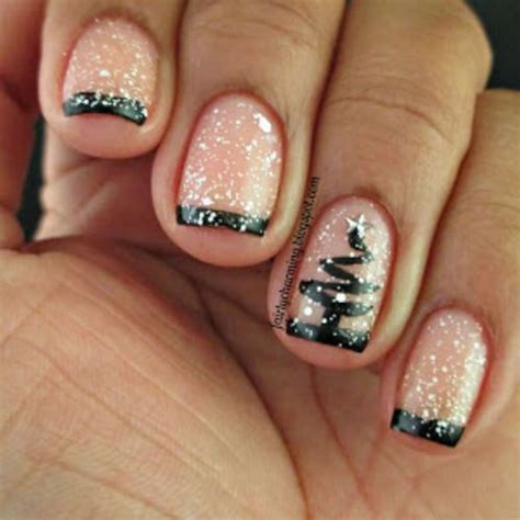 nail art neige les 105 plus beaux nail art de noël trendy nails