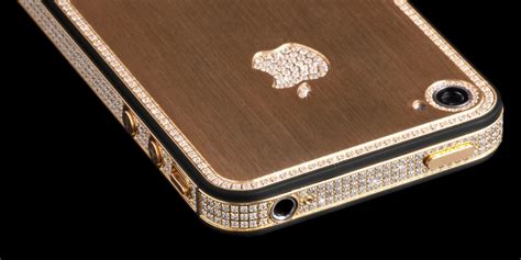 Million Dollar Iphone 5 Appears Diamond Encrusted And In 24 Carat Gold