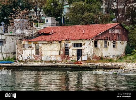 Abandoned Shed By The Water Stock Photo Alamy