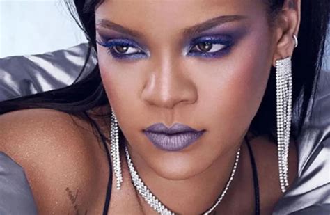 Chris Brown Comentó Una Publicación De Rihanna Y Los Fans De La Cantante Estallaron
