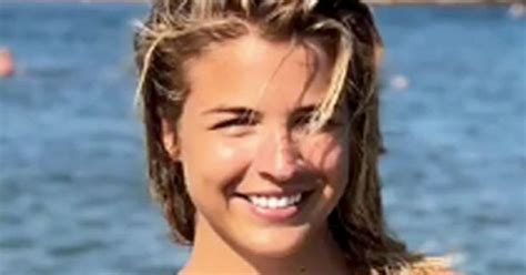 Gemma Atkinson Unleashes Abs In Sizzling Bikini Display My Ultimate Body Daily Star