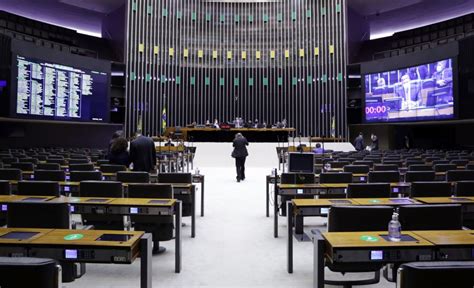 Deputados adiam votação do PL que altera regras do IR Varejo S A