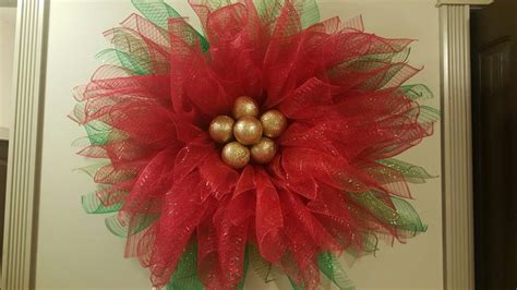 Diy Deco Mesh Poinsettia Wreath Its Easier Than I Thought And Looks