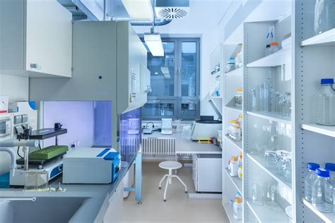 Laboratory Equipment Sterilization Expert