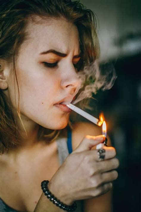 Smoking Really Does Make Your Face Look Older New Study Warns Mirror