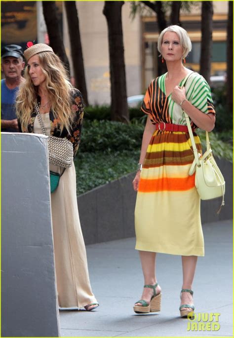 Sarah Jessica Parker And Cynthia Nixon Wear Fun Outfits For Latest And Just Like That Scene