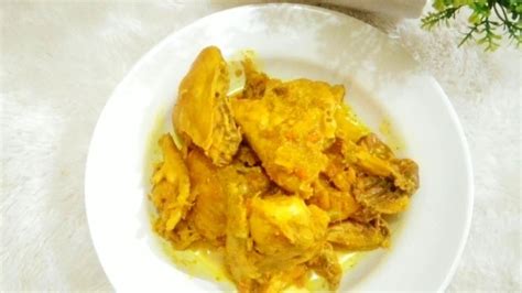 Resep nasi kuning rice cooker. RESEP AYAM UNGKEP BUMBU KUNING ENAK - YouTube