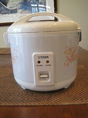 Tiger Rice Cooker Warmer JNP 1000 5 5 Cup Uncooked EBay