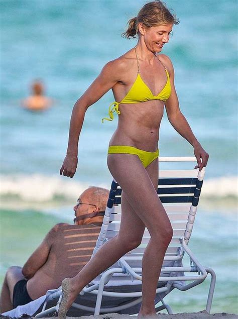 Cameron Diaz Looks Muscly On The Beach Mirror Online