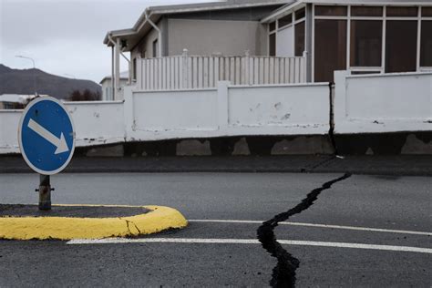 Thousands Leave Their Homes As Iceland Braces For Volcanic Eruption