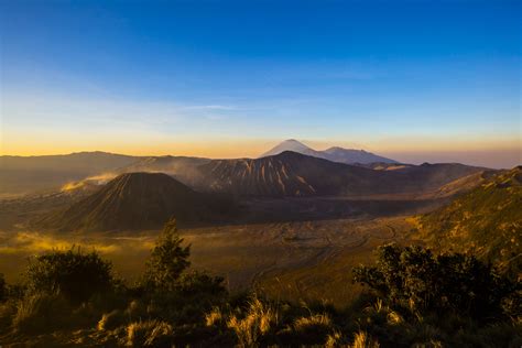 Indonesia Java Stratovolcano Sunrise Mount Bromo Bromo Volcano