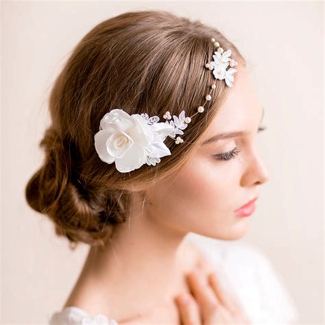 10 Beautiful Hairstyles And Accessories For Weddings
