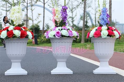 Buy Wedding White Plastic Flower Pots For Roman Pillar