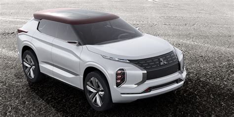 Mitsubishi Unveils New Plug In Hybrid Suv With 75 Miles Of Range Gt