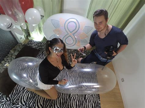 Nurse Earns Eight Thousand Pounds Per Month From Creating Balloon Fetish Videos Media Drum World