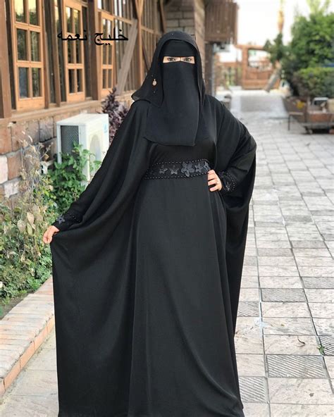 Niqab And Stylish Abaya Hijab Syari Style Hijab Chic Niqab Fashion Muslim Fashion Beautiful