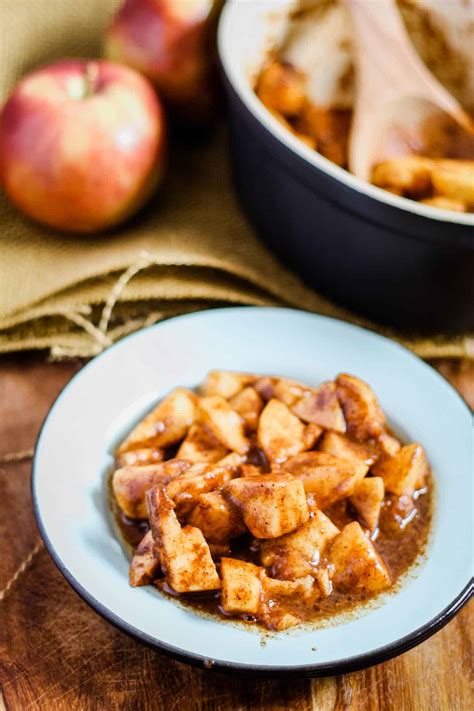 Easy Baked Apples Slices » The Thirsty Feast