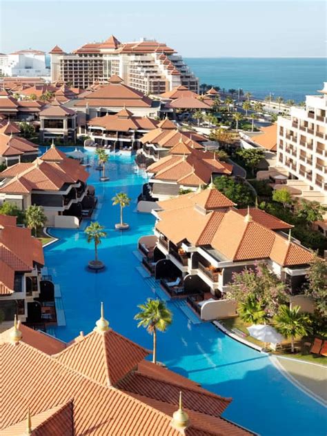 Open mall hours 7 days per week, no appointment necessary. Palm Jumeirah Hotel | Anantara The Palm Dubai Resort