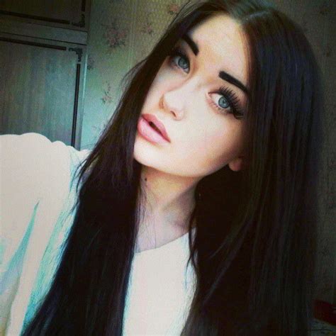 Here is the tumblr for who loves it! Pale skin, blue eyes and dark hair | black hair baby ...